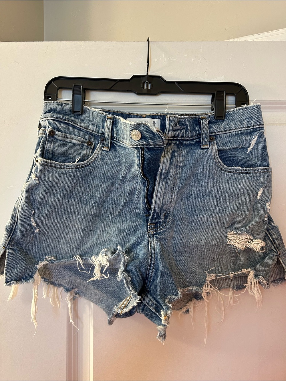 Abercrombie & Fitch High Rise Women’s Distressed Denim Cutoff Shorts